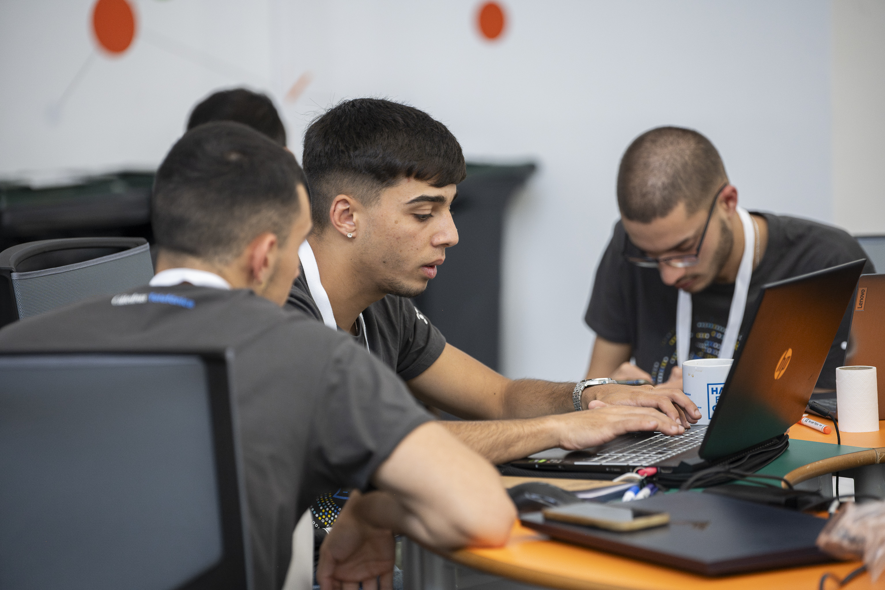 Instantánea de la celebración del HackForGood Canarias 2024