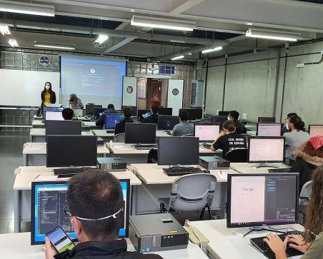 I Olimpiada Informática de Canarias - Escuela de Ingeniería Informática